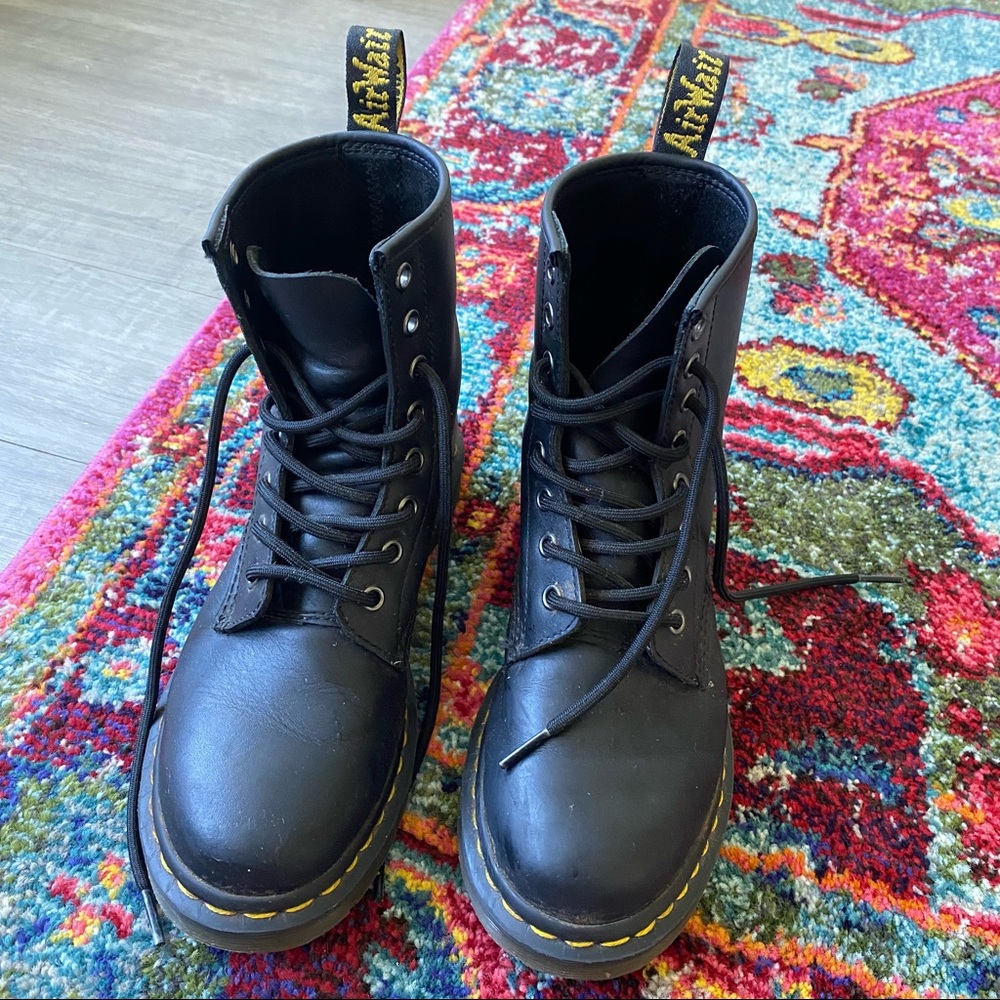 DR. MARTENS 1460 COMBAT BOOT